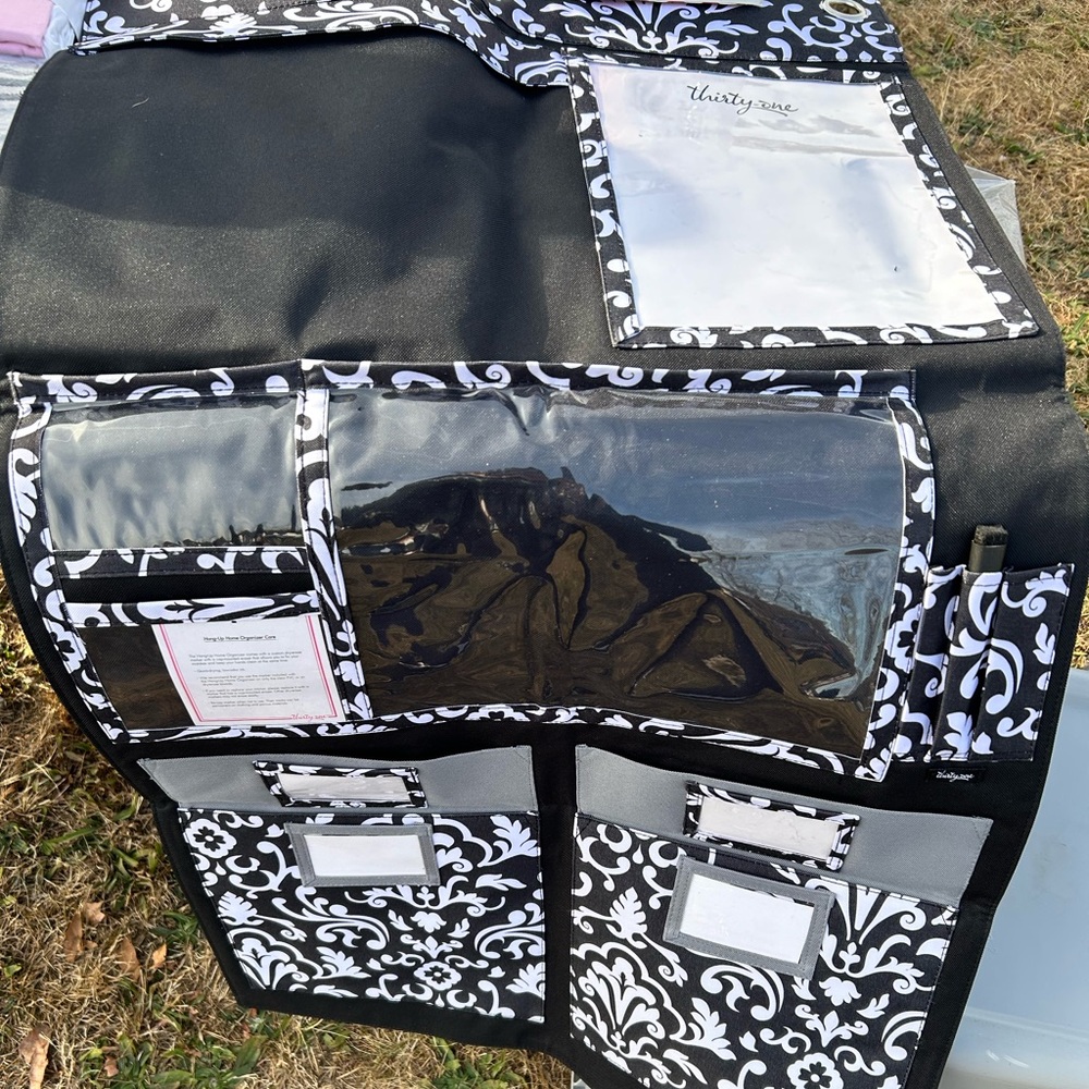 Thirty One Parisian pop Hanging Organizer
